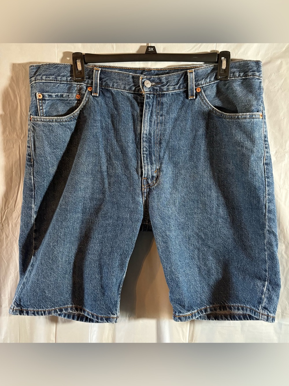 Levis 505 Straight Regular Fit Mens Medium Wash Denim Shorts Size 40 Blue Casual
